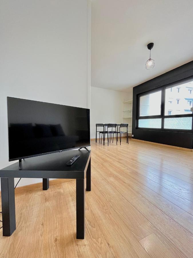 Ponsardin- Appartement Avec Balcon Et Parking Reims Buitenkant foto