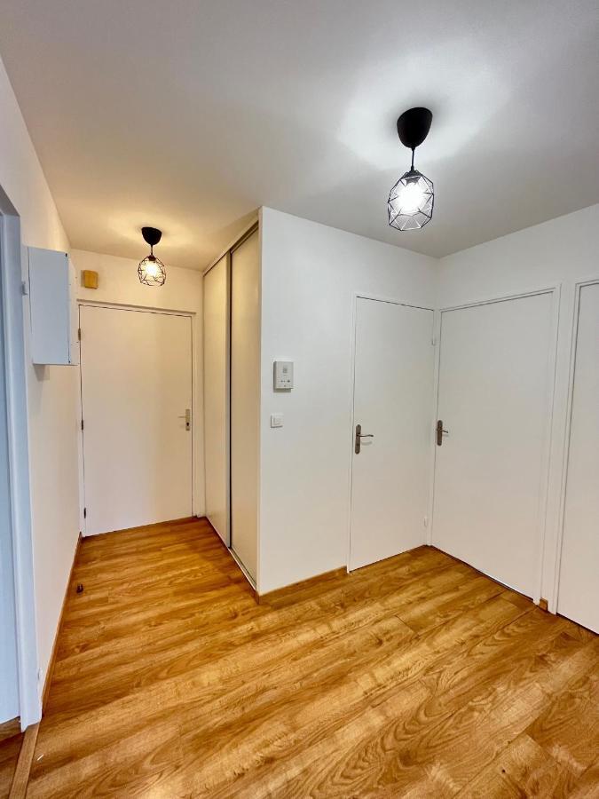 Ponsardin- Appartement Avec Balcon Et Parking Reims Buitenkant foto
